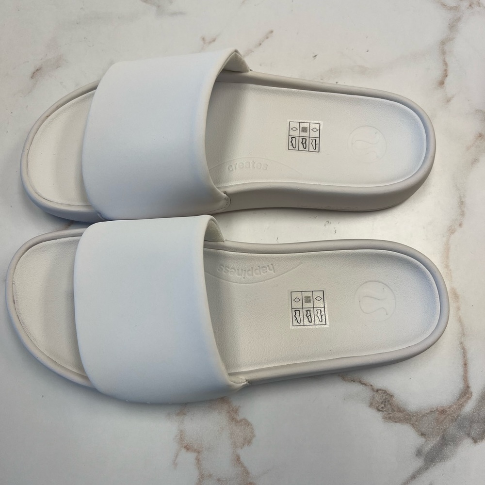π Lululemon Restfeel Slide Sandal Slipper White NEW Size 7 - Picture 4 of 14